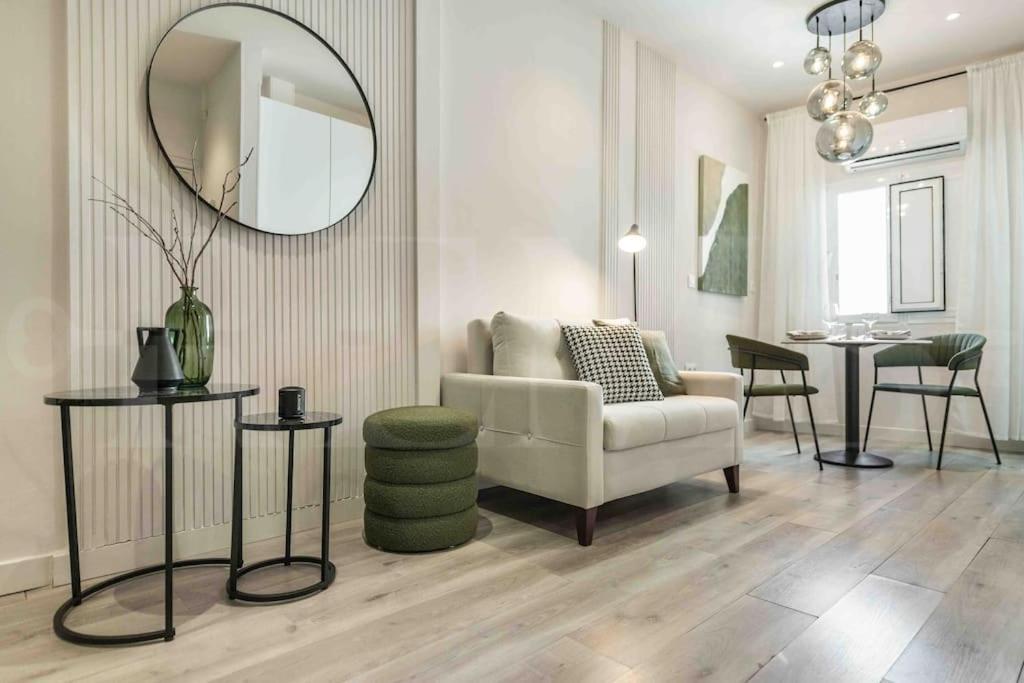 Apartment Hidden Gem In The Heart Of By Rems